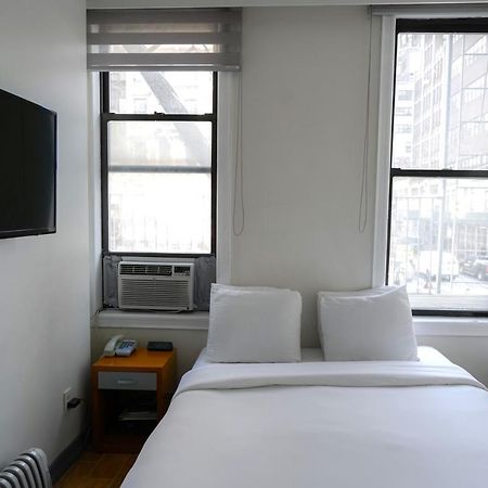 Midtown West Hotel New York Bagian luar foto