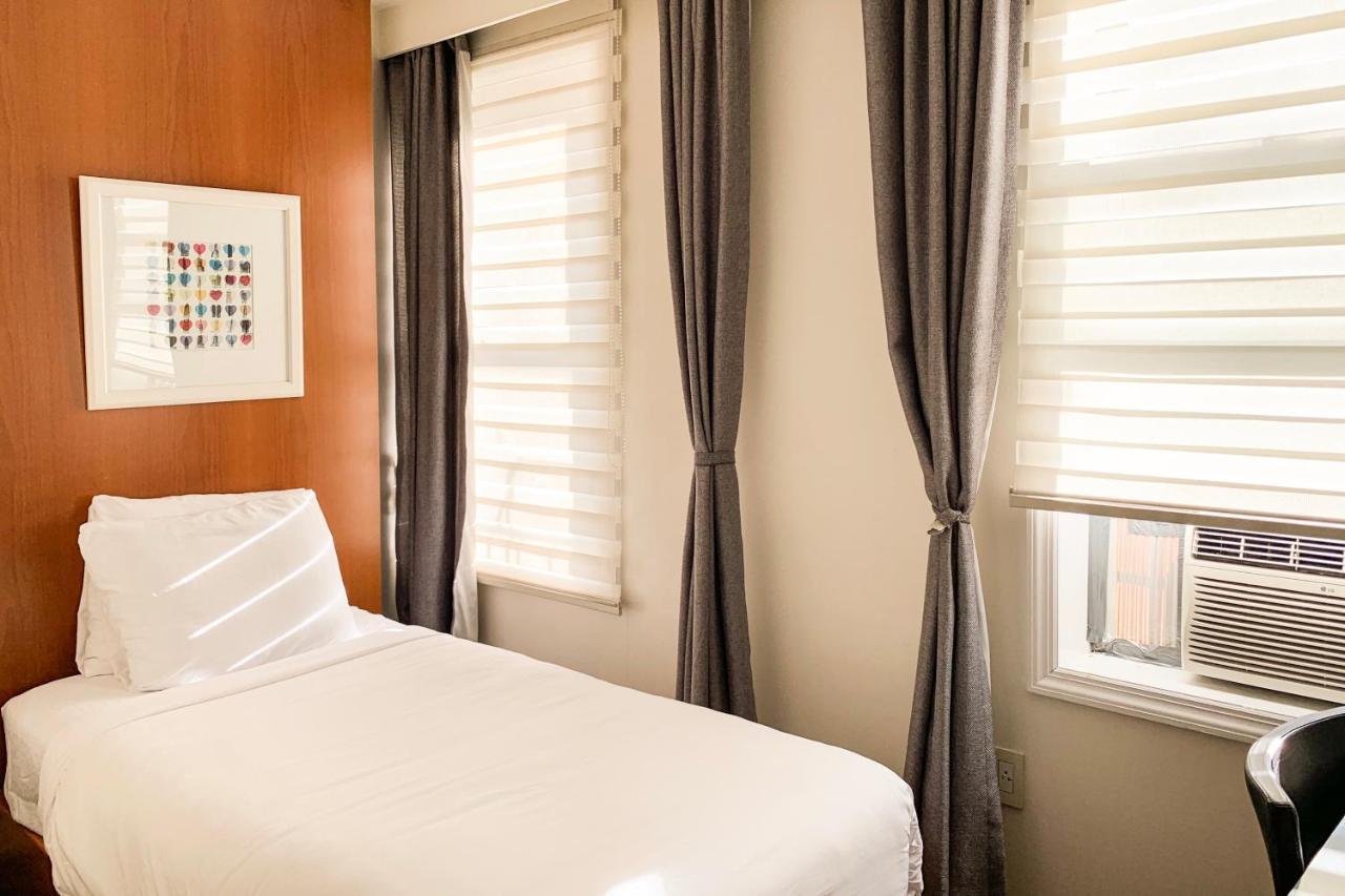 Midtown West Hotel New York Bagian luar foto